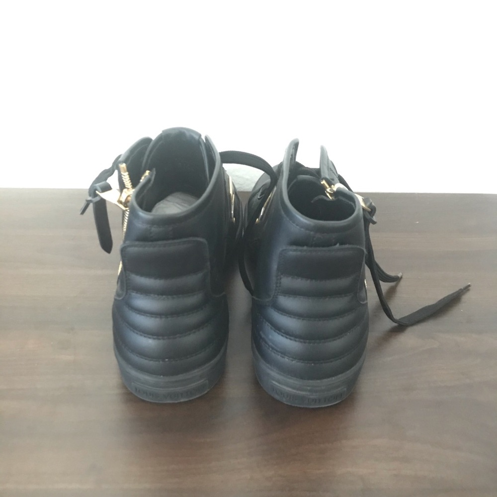 Louis Vuitton black gold sneakers - Picture 3 of 4